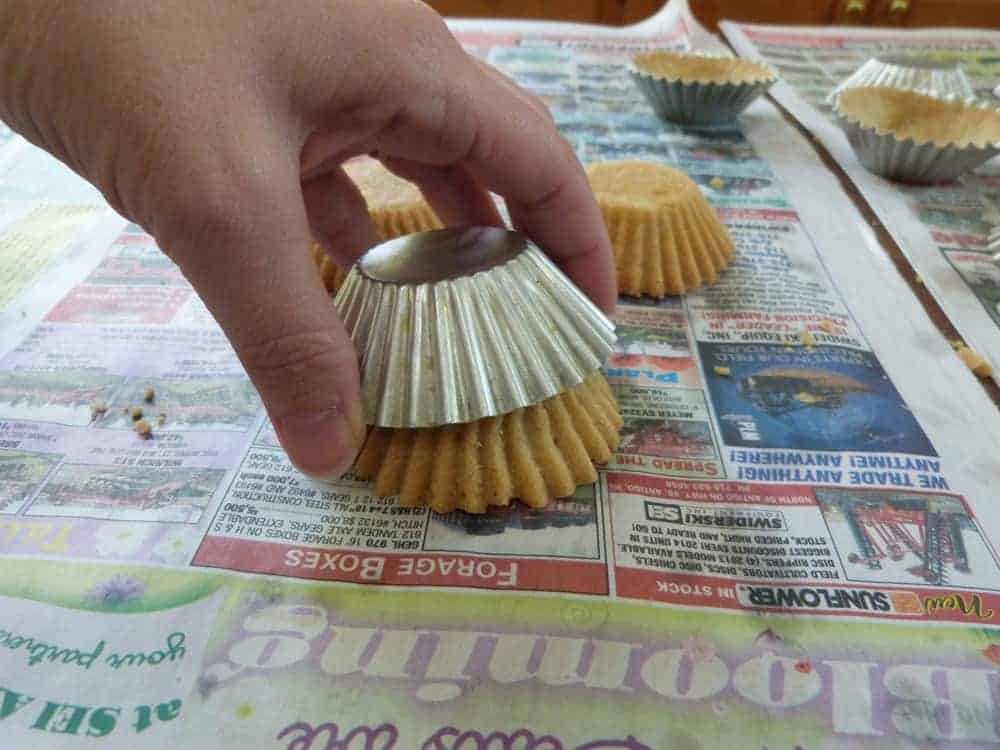 How To Make Sandbakkels 20 Releasing-Cooking-From-Tin