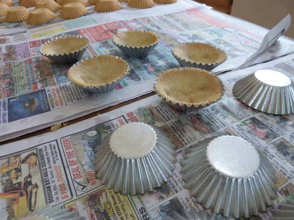 How To Make Sandbakkels 17 Sandbakkels-Cooling